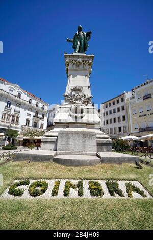 Europe, Portugal, Centro region, Coimbra, Largo da Portagem, tollbooth, monument Joaquim Antonio de Aguiar, lettrage COIMBRA Banque D'Images