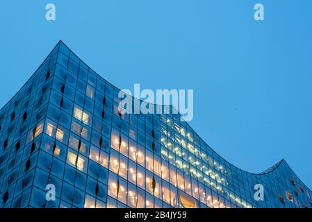 Allemagne, Hambourg, vue sur le toit de l'Elbphilonie à Hambourg, Hafen-City. Banque D'Images