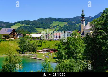 Reither See, église paroissiale de Saint-Pierre, Reith im Alpbachtal, Tyrol, Autriche Banque D'Images