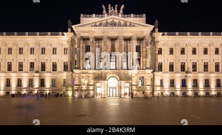 Residenzschloss, Schlossplatz, Heure Bleue, Façade, Architecture, Nuit, Braunschweig, Basse-Saxe, Allemagne, Europe Banque D'Images