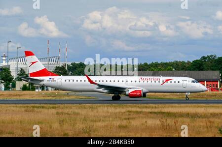 Austrian Airlines Embraer Erj-195 Lr, Aéroport De Francfort, Francfort, Hesse, Allemagne Banque D'Images