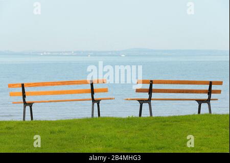 Banc Sur Le Lac, Nonnenhorn, Lac De Constance, Swabia, Bavière, Allemagne Banque D'Images