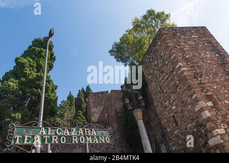 Un jour à Malaga; impressions de cette ville en Andalousie, Espagne. L'Alcazaba et le théâtre romain sont deux des bâtiments les plus connus et les plus visités de Malaga. Banque D'Images