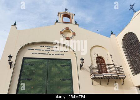 Un jour à Malaga; impressions de cette ville en Andalousie, Espagne. Église Real Archicofradia del Dulce nombre de Jésus Nazareno del Paso y Maria Santisima de la Esperanza ou en bref: Basílica de la Esperanza. Banque D'Images