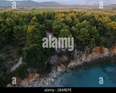 vue aérienne plage exotique skala à preveza epirus grèce situé près de loutsa et vrachos à côté d'alonaki, et ormos odyssea plages et parga ville Banque D'Images