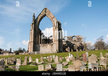 Autour du Royaume-Uni - UNE journée à l'abbaye de Bolton - ruines d'un Prieuré Augustinien Banque D'Images