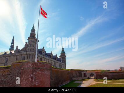 Château danois dans la ville d'Helsingor Banque D'Images