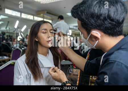 7 mars 2020, Pattaya, Chonburi, Thaïlande: Aliya Srisopha du Laos a fait sa mise en scène au concours international de la Reine Miss Tiffany, le plus éminent agent de beauté trangangender au monde. Des participants de 21 pays se sont réunis à Pattaya, en Thaïlande pour participer à l'événement. (Image Crédit: © Adryel Talamantes/Zuma Wire) Banque D'Images