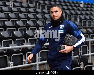 West Bromwich Albion's Jake Livermore arrive pour le match de championnat Sky Bet entre Swansea City et West Bromwich Albion au Liberty Stadium, Swansea. Banque D'Images