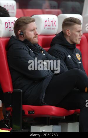 Stoke On Trent, Royaume-Uni. 7 mars 2020. Grant McCann, responsable de la ville de Hull, lors du match du championnat EFL Sky Bet entre Stoke City et Hull City, au stade Bet365, Stoke-on-Trent, Angleterre, le 7 mars 2020. Photo De Jurek Biegus. Utilisation éditoriale uniquement, licence requise pour une utilisation commerciale. Aucune utilisation dans les Paris, les jeux ou une seule publication de club/ligue/joueur. Crédit: Uk Sports Pics Ltd/Alay Live News Banque D'Images