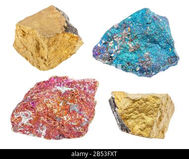 Ensemble de diverses roches De Chalcopyrite isolées sur fond blanc Banque D'Images