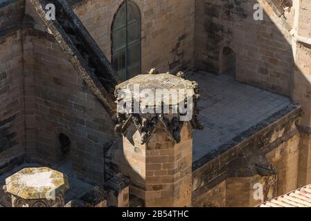 Vue Sur La Cathédrale De Tortosa, Catalogne, Tarragone, Espagne. Vue de dessus. Gros plan Banque D'Images