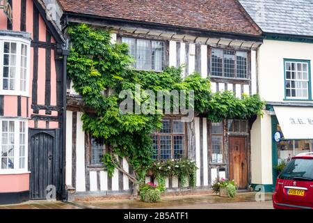 Maisons Colorées, Lavernham, Suffolk, Angleterre Banque D'Images