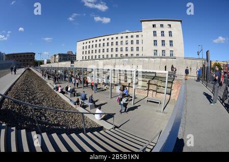 Topographique Des Terreurs, Niederkirchnerstraße, Kreuzberg, Berlin, Allemagne Banque D'Images