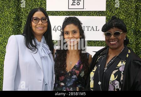 Los Angeles, Californie 7 mars 2020. Eric Cookie Johnson, Manuela Testolini, Latanya Richardson Jackson, Dans Un Monde Parfait Le Monde Du Bon Déjeuner Au Four Seasons Hotel Los Angeles À Beverly Hills À Los Angeles, Californie, Le 7 Mars 2020. Crédit: Faye Sadou/Media Punch/Alay Live News Banque D'Images