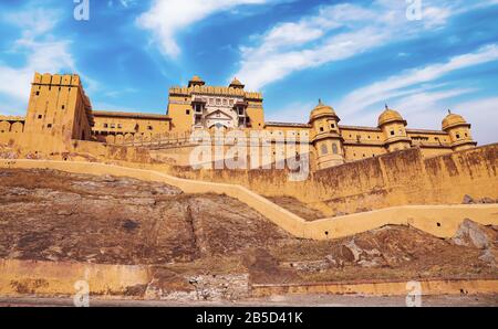 Fort Amer également connu sous le nom de fort Amber à Jaipur Rajasthan est un site classé au patrimoine mondial de l'UNESCO Banque D'Images