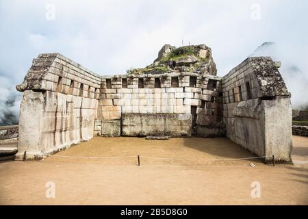 Incroyable mur Inca sur la ville ancienne de Machu Picchu au Pérou. Amérique Du Sud. Site archéologique. Banque D'Images