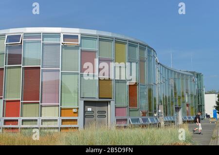 Zentrum für Photonik und Optik ZPO, Schwarzschildstrasse, Adlershof, Berlin, Allemagne Banque D'Images