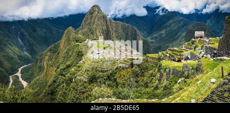 Machu Picchu Pueblo, Pérou - Jan 7, 2019 : vue panoramique sur la vieille ville de Machu Picchu au Pérou. L'Amérique du Sud. Banque D'Images