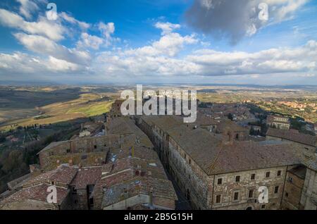 Panorama de Montepulciano vu d'en haut Banque D'Images