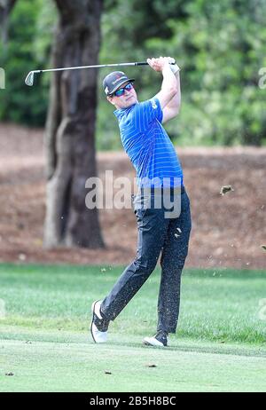 Orlando, FL, États-Unis. 8 mars 2020. Zach Johnson sur le premier fairway lors de la dernière ronde de l'invitation Arnold Palmer présentée par Mastercard tenue au Bay Hill Club & Lodge d'Arnold Palmer à Orlando, En Floride. Romeo T Guzman/CSM/Alay Live News Banque D'Images