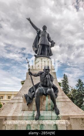 Kossuth Lajos Kossuth, statue square à Kecskemet, le sud de Grande Plaine hongroise région, comté Bacs-Kiskun, Hongrie Banque D'Images