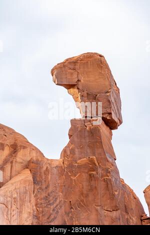 Park Avenue et Courthouse Towers se trouvent dans le parc national d'Arches à Moab, Utah, États-Unis. Banque D'Images