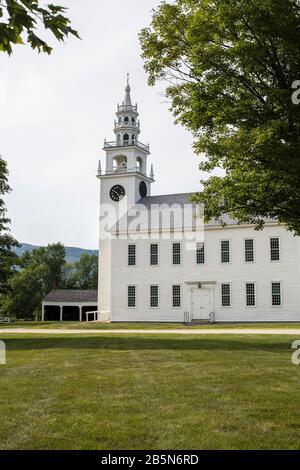 En 1775, le cadre de la Meetinghouse a été élevé. Semblait être élevé le jour de la bataille de Bunker Hill. Il a servi comme église et aussi pour Banque D'Images