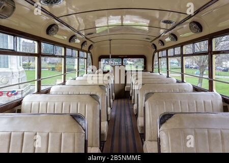 Intérieur du bus Leyland Titan PD2 Metro-Cammell Wallasey Corporation, Birkenhead Banque D'Images