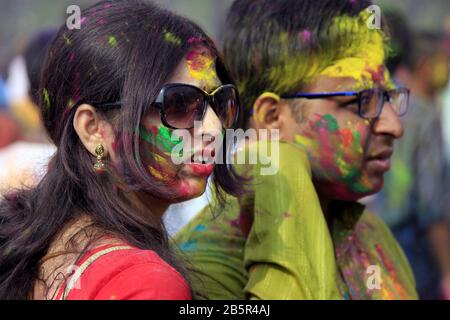 Shantiniketan, Bengale de l'Ouest en Inde le 01 mars 2018 - célébration de Hali à Shantiniketan, le festival de couleur de l'Inde. Banque D'Images
