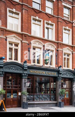 Windsor Castle Pub Restaurant, Francis Street, Londres, Royaume-Uni Banque D'Images