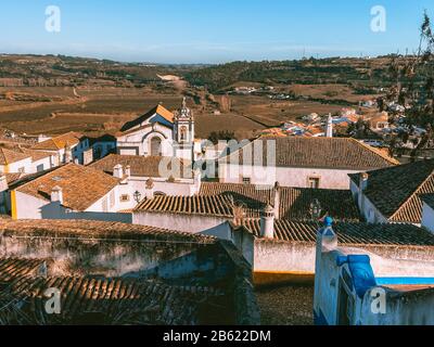 Ville médiévale fortifiée d'Obidos au Portugal Banque D'Images