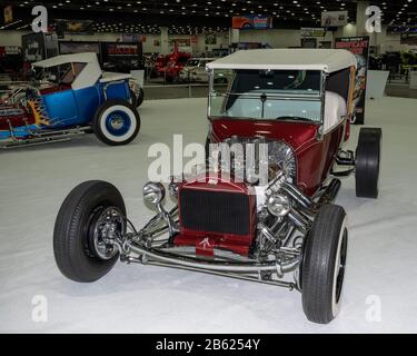 Detroit, MI/USA - 28 février 2020: Tommy Ivo a personnalisé 1925 Ford T-Bucket, exposé à Detroit Autorama. Banque D'Images