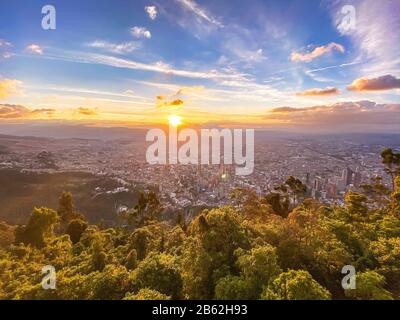 Vue sur Montsrate à Bogota, Colombie Banque D'Images