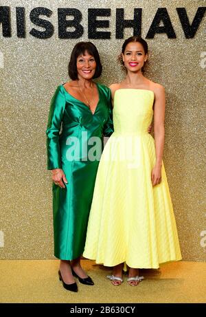 Gugu Mbatha-Raw (à droite) et Jennifer Hosten présents à la première mondiale de MisBehavior qui s'est tenue à l'hôtel Ham Yard de Soho, Londres. Banque D'Images