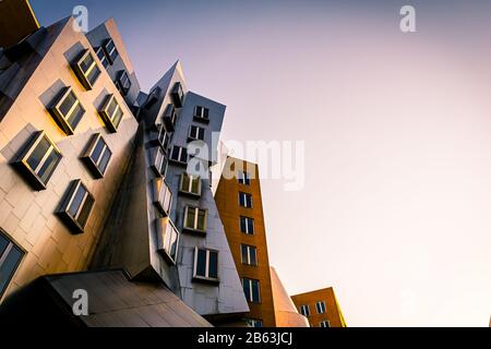 Cambridge ma USA - 5 mars 2020 - Centre Ray and Maria Stata au Massachusetts Institute of Technology Banque D'Images