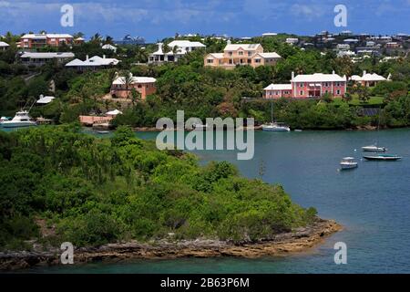 Maisons Dans La Baie De Pitt, Hamilton City, Pembroke Parish, Bermudes Banque D'Images