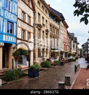 France, Normandie, , Seine Maritime Rouen, , bâtiments À Colombages bordent les rues de la cité médiévale de Rouen, Banque D'Images