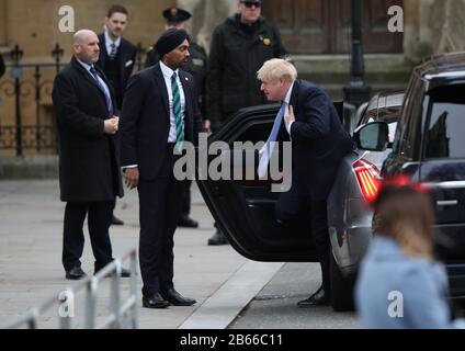 Boris Johnson, Premier Ministre. Le Service Du Commonwealth À L'Abbaye De Westminster AujourD'Hui, Assisté Par La Reine Elizabeth Ii, Le Prince Charles Le Prince De Galles, Camilla La Duchesse De Cornwall, Le Prince William Le Duc De Cambridge, Catherine La Duchesse De Cambridge, Le Prince Harry Le Duc De Sussex, Meghan Markle La Duchesse De Sussex, Prince Edward le comte de Wessex, Sophie La comtesse de Wessex, ainsi que des chefs de gouvernement et des représentants des pays du Commonwealth. Commonwealth Service, Westminster Abbey, Londres, 9 Mars 2020. Banque D'Images