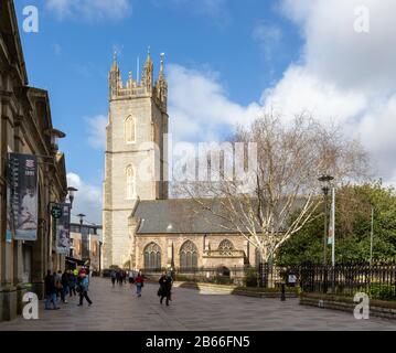 Bâtiment historique église du centre-ville de Saint John, Cardiff, Pays de Galles du Sud, Royaume-Uni Banque D'Images