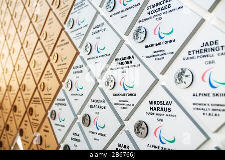 25 JUILLET 2016 Adler, SOTCHI, RUSSIE : les gagnants de l'Olympiade commémorative, y compris le sport et les médailles gagnantes Banque D'Images