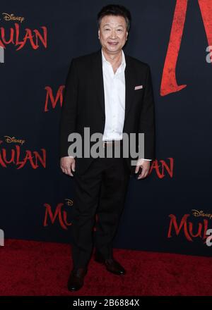 Hollywood, États-Unis. 9 mars 2020. Hollywood, LOS ANGELES, CALIFORNIE, États-Unis - 09 MARS : l'acteur Tzi Ma arrive au World Premiere De Disney's 'mulan', qui s'est tenu au El Capitan Theatre et au Dolby Theatre le 9 mars 2020 à Hollywood, Los Angeles, Californie, États-Unis. (Photo De Xavier Collin/Image Press Agency) Crédit: Image Press Agency/Alay Live News Banque D'Images