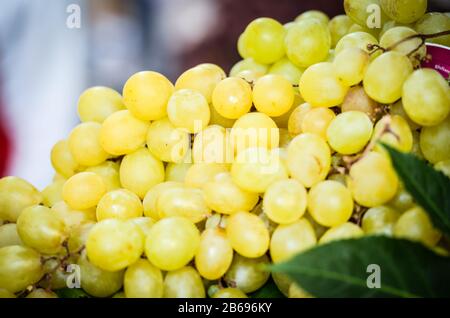 fruits frais rapprochés sur le marché italien Banque D'Images