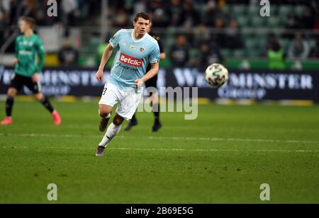 Varsovie, Pologne, 08 Mars 2020: Jeu De Football Polonais De La Top League Ekstraklasa Entre Legia Warszawa Et Piast Gliwice, Patryk Tuszynski (Piast Gliwice) Banque D'Images