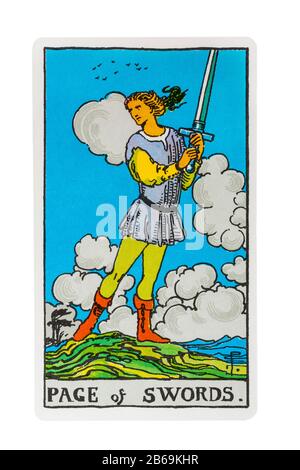 Page de la carte de tarot de Swords des cartes Rider Tarot conçues par Pamela Colman Smith sous la supervision d'Arthur Edward Waite isolée sur blanc Banque D'Images