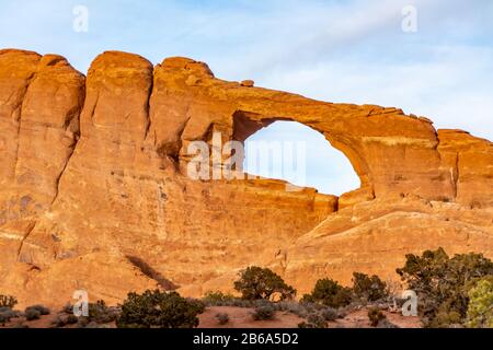 Gratte-ciel dans le parc national d'Arches à Moab, Utah, États-Unis. Banque D'Images