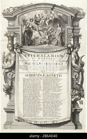 Allégorie du mariage du comte William Frederick de Nassau avec Albertine Agnes de Nassau, 1652 Mercury amène Willem Frederik à Albertine Agnes. Au milieu de leurs manteaux. Dans le ciel Jupiter et Juno assis sur un nuage avec leurs symboles animaux, l'aigle et le côté paon. Parmi la performance un poème en l'honneur du mariage. Dans un cadre architectural décoratif avec des symboles de mariage et deux kariatiden. Fabricant : Printmaker: Schelte Adamsz. Bolswert (bâtiment classé) pour le dessin Erasmus Quellinus (II) (bâtiment classé) Lieu de fabrication: Anvers Date: 1652 Caractéristiques physiques: Voiture Banque D'Images