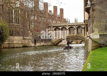 Pont Des Soupirs, St. Johns College, Cambridge Banque D'Images