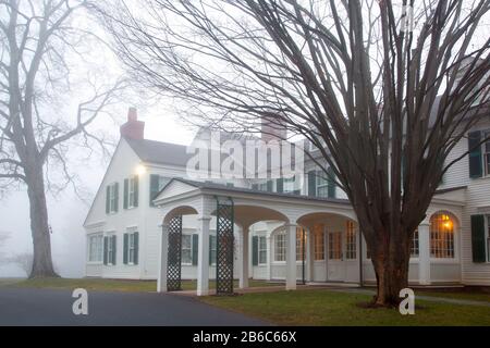 Pope Riddle House Dans Le Brouillard, Hill-Stead Museum, Farmington, Connecticut Banque D'Images