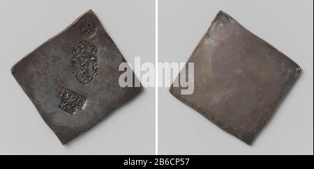 Siège d'Amsterdam, urgence menthe vingt penny, battue de l'argent de la Nouvelle église eenzijdige, ruitvormige nouilles munt. Voorzijde: DRIE stempels boven elkaar; van onder naar boven: Muntmeesterteken: Lettres P en G; stadswapen: Gekroond wapenschild, links nog gedeelte van cijfer 5, rechts van 7 zichtbaar, rechts van kroon: 16jatjnjnjnjnjnjnjnjnjnjnjnjnjnjnjnjnjnjnjnjnjnjnjnjnjnjnjnjnjnjnjnjnjnjnjnjn Zilver Techniek : slaan Dimensions : H 4,4 cm. × b 4,2 cm. × g 13,41 gr Objet: Beleg van Amsterdam (1577/1578)Wanneer: 1 Banque D'Images